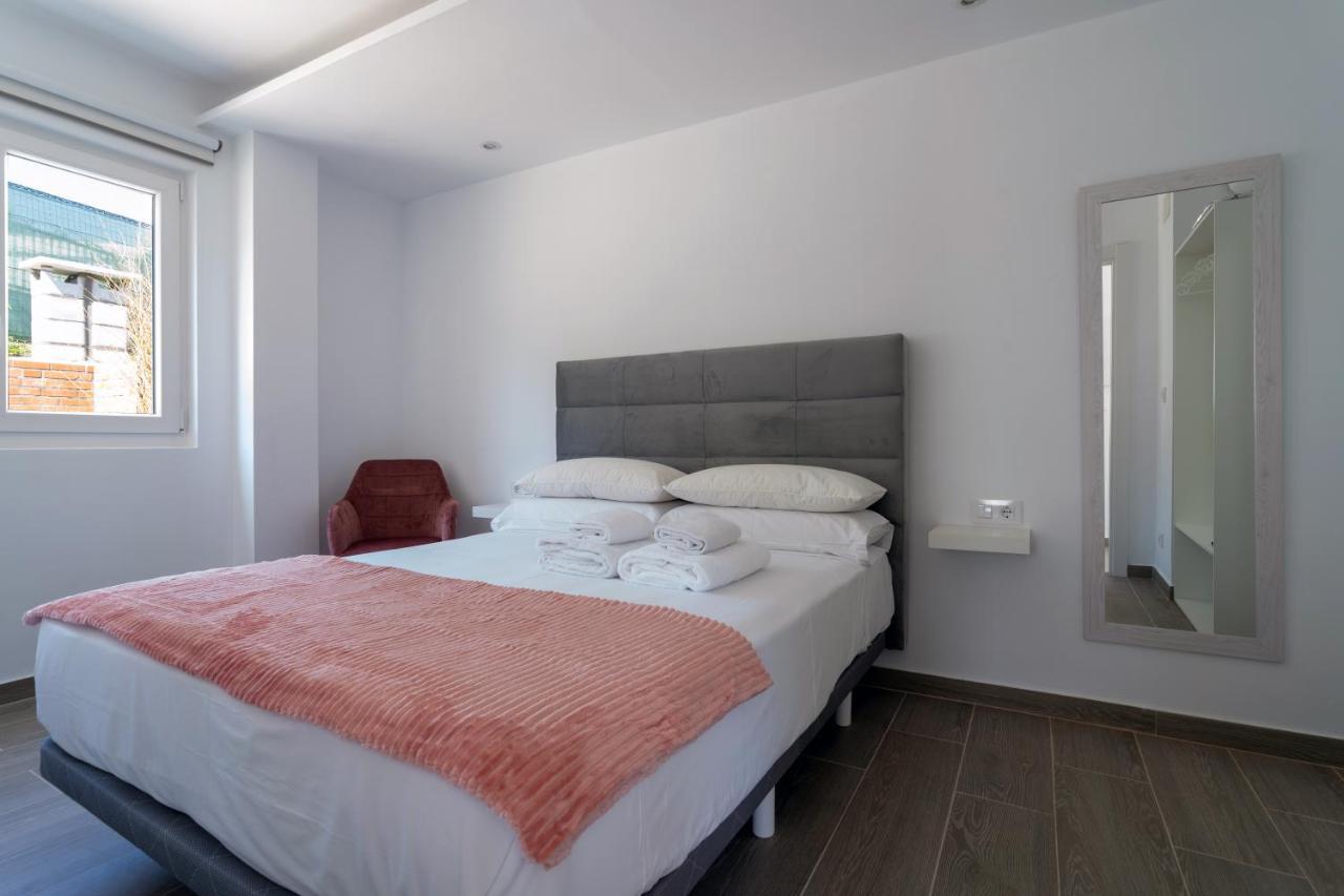 Solpor Galitrips - Apartamentos Corcubión Extérieur photo